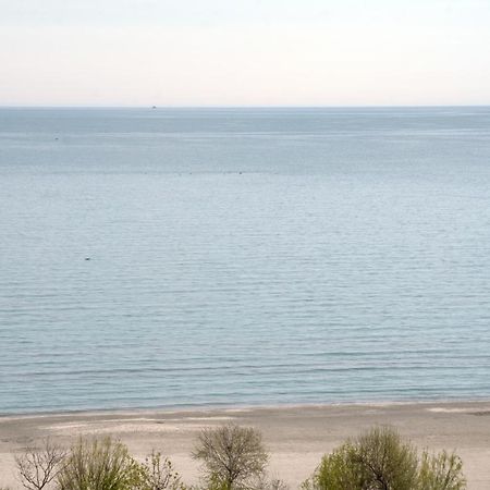 Cityapart 7 - Cazare In Mamaia Nord, Langa Plaja, Cu Vedere La Mare Неводарі Екстер'єр фото