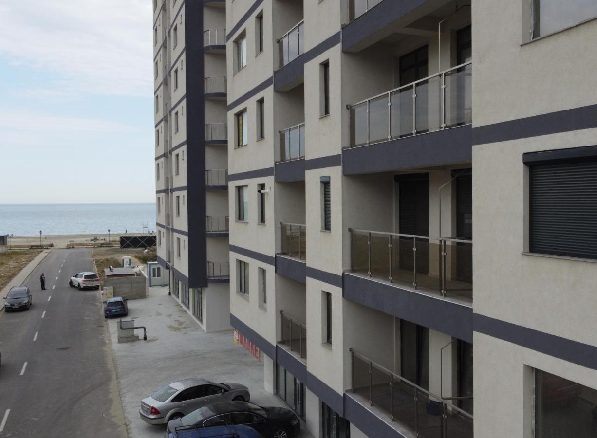 Cityapart 7 - Cazare In Mamaia Nord, Langa Plaja, Cu Vedere La Mare Неводарі Екстер'єр фото